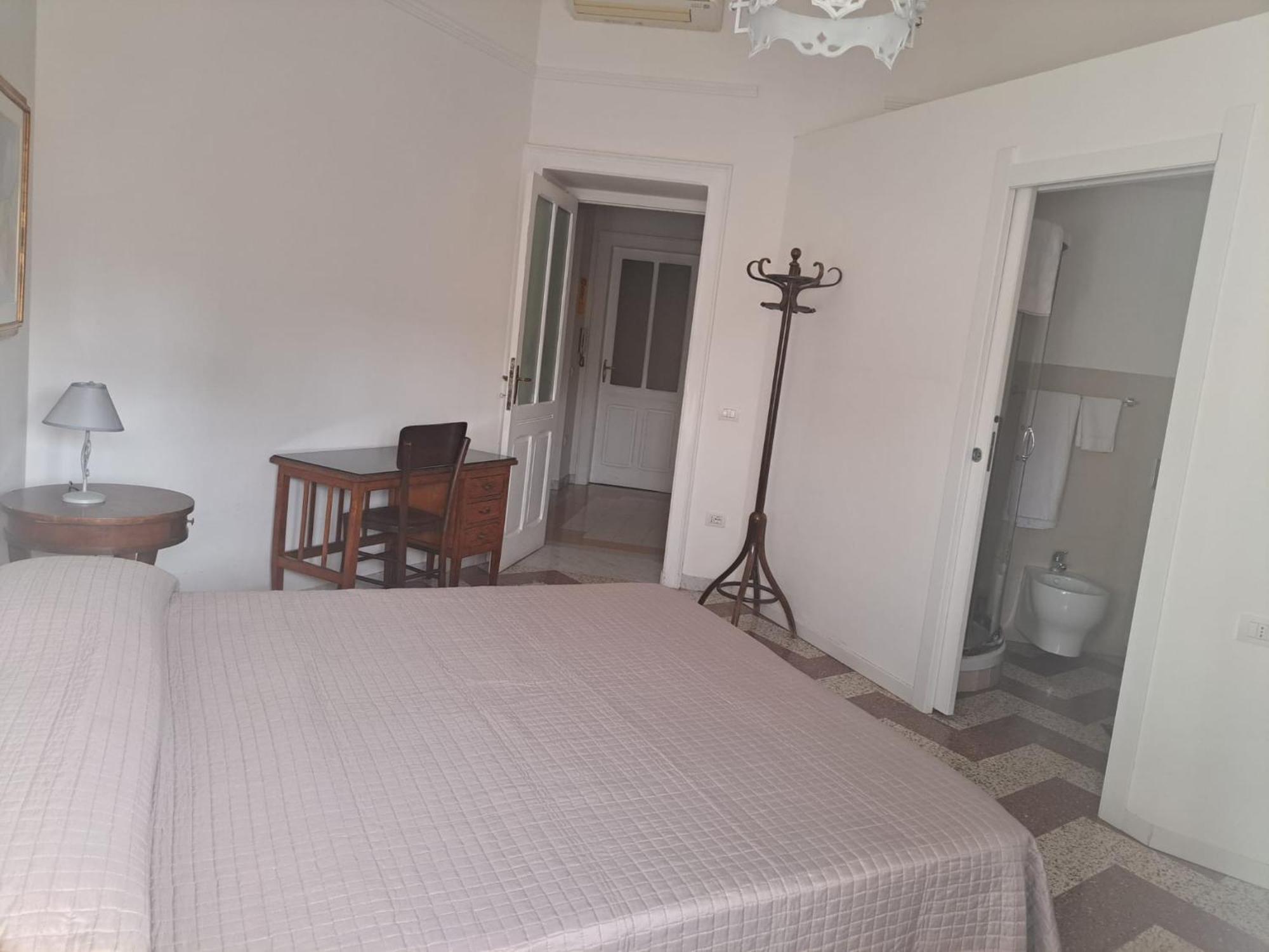 Dante Alighieri Guest House Cagliari Exteriér fotografie